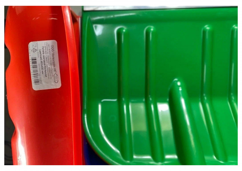 Лопата снеговая с кромкой 480х400мм большая б/черенка цветная